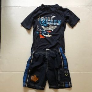 Children’s Place rash guard and swimsuit size 3